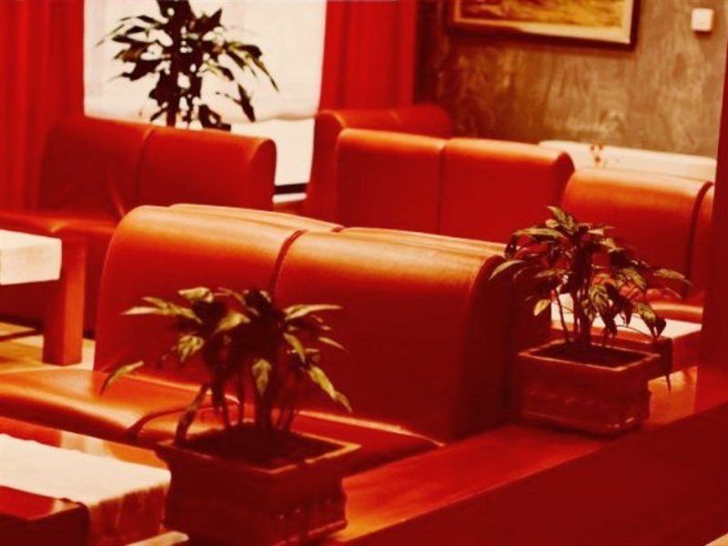 Arber Hotel Tirana Esterno foto